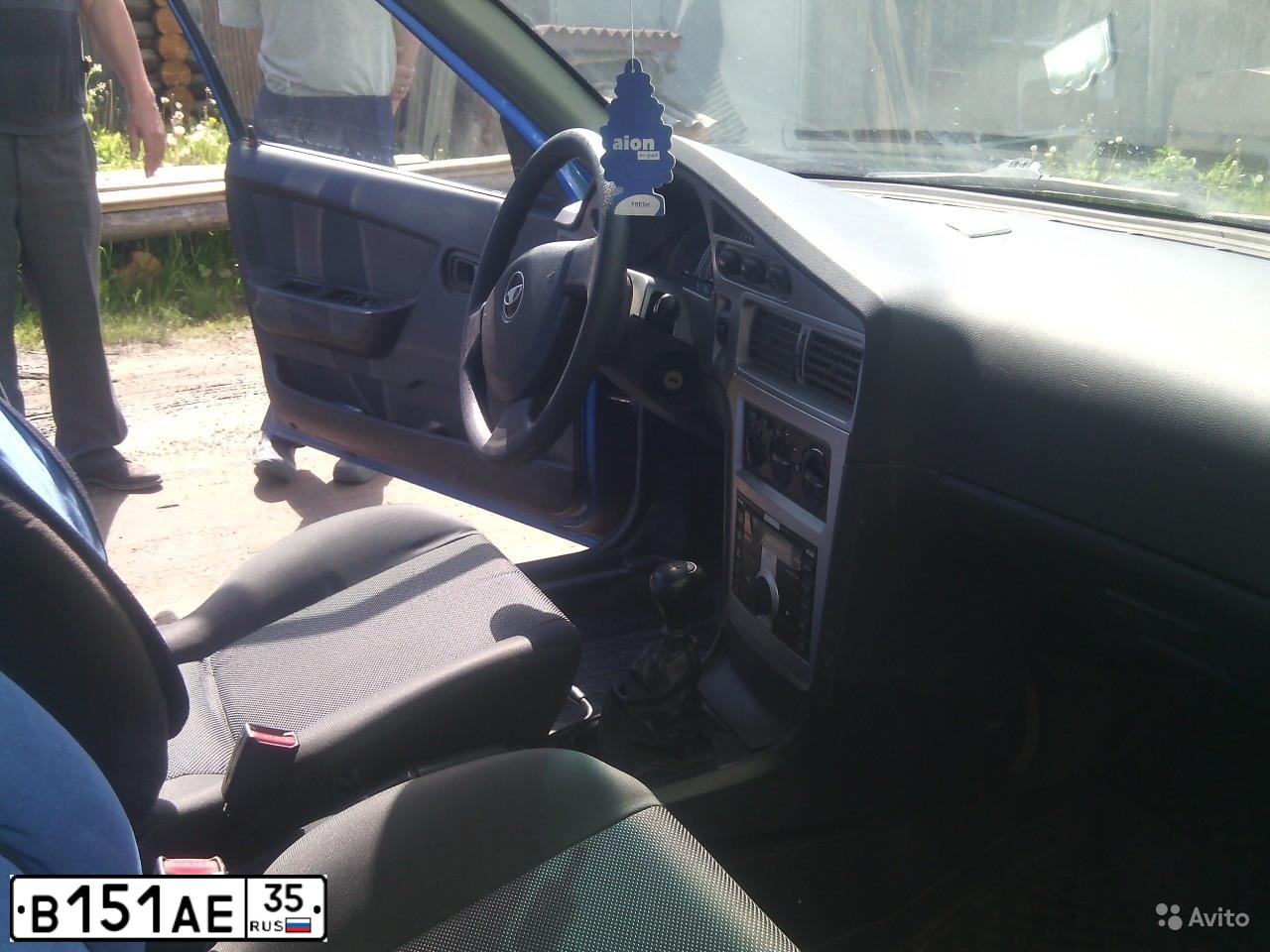 Фото автомобиля DAEWOO NEXIA, 2010 — госномер В151АЕ35. Цвет: СИНЕ-ГЛАЗУРИСТЫЙ