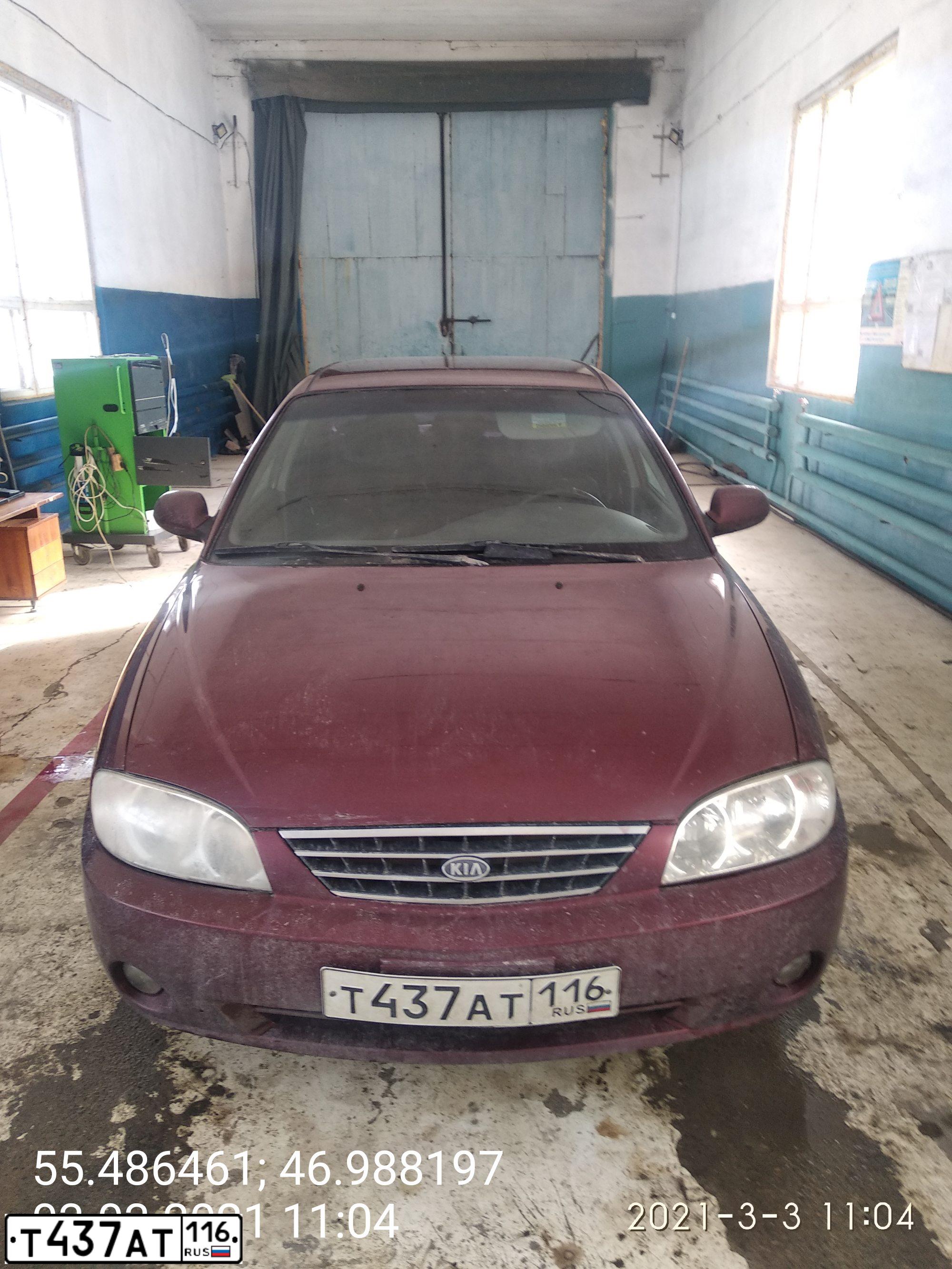 Фото автомобиля KIA SPECTRA, 2008 — госномер Е888УУ21. Цвет: КРАСНЫЙ ПЕРЕЦ (КРАСНЫЙ)