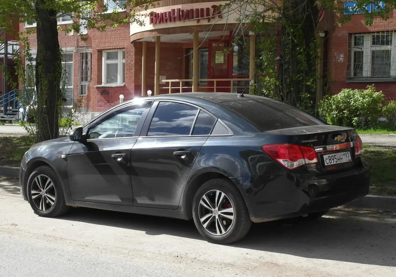 Фото автомобиля CHEVROLET CRUZE, 2011 — госномер М041РМ159. Цвет: ЧЕРНЫЙ