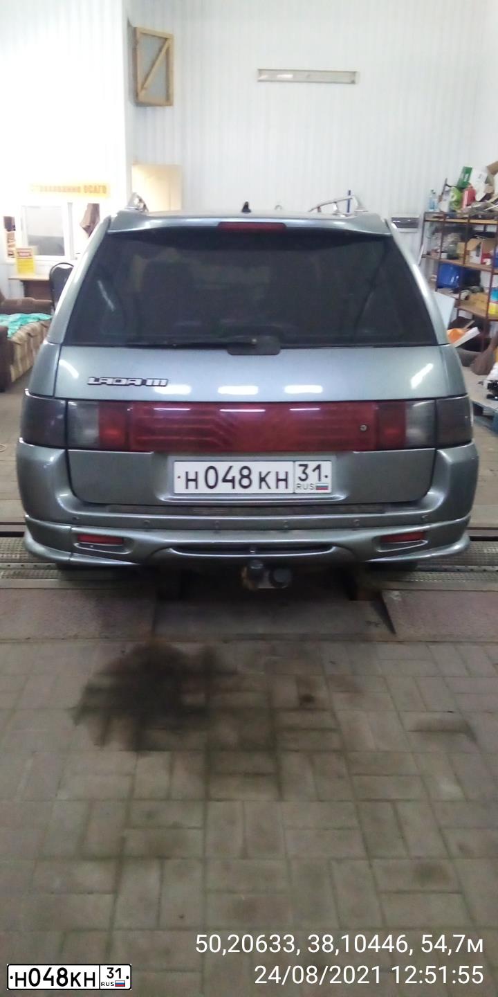 Фото автомобиля LADA 2111 LADA, 2005 — госномер Н048КН31. Цвет: СРЕДНИЙ СЕРО-ЗЕЛЕНЫЙ МЕТ