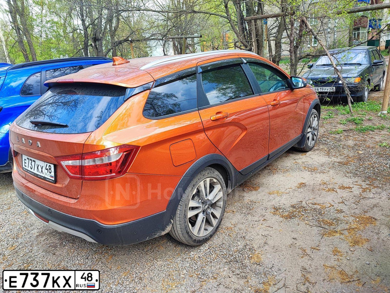 Фото автомобиля TOYOTA CAMRY, 2004 — госномер Е737КХ48. Цвет: Темно-зеленый