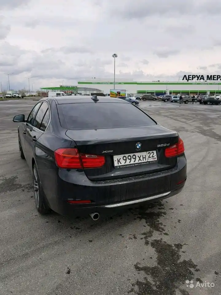 Фото автомобиля BMW SERIE 3, 2015 — госномер Р178ХХ22. Цвет: ЧЕРНЫЙ