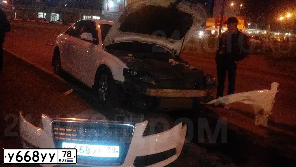 Фото автомобиля IZH 2126, 2003 — госномер У668УУ78. Цвет: ГРАНАТ