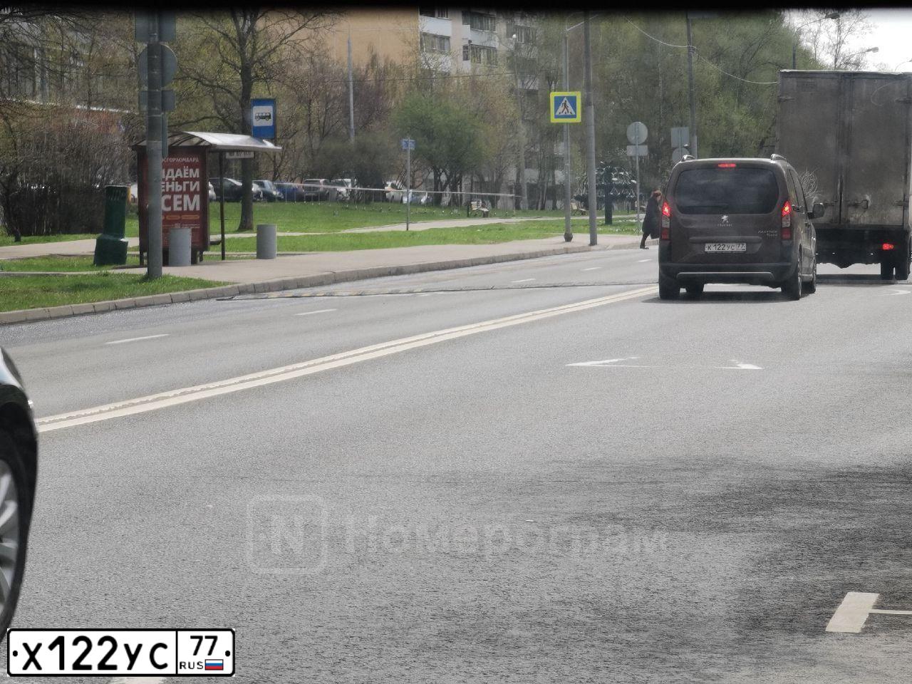 Фото автомобиля LEXUS GS, 2013 — госномер Н664ВЕ550. Цвет: бронзовый