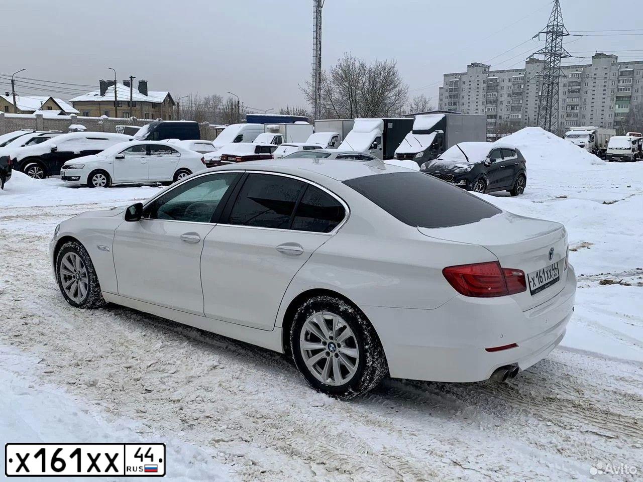 Фото автомобиля BMW SERIE 5, 2005 — госномер О916РВ44. Цвет: СЕРЕБРИСТЫЙ