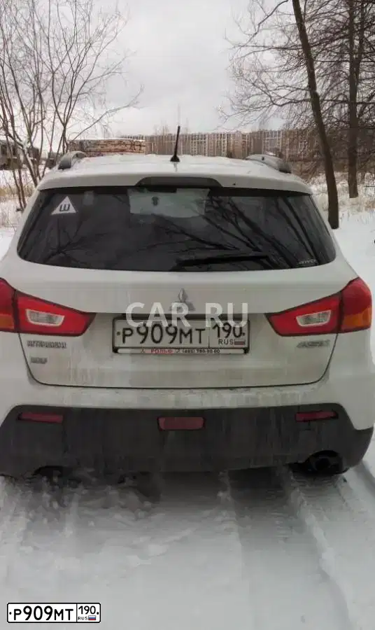 Фото автомобиля MITSUBISHI ASX, 2010 — госномер С002ХУ72. Цвет: Белый