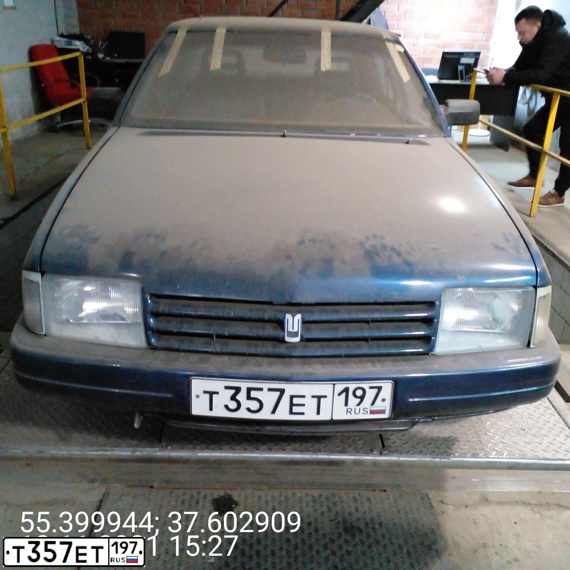Фото автомобиля AZLK MOSKWITSCH 2142, 1989 — госномер Т357ЕТ197. Цвет: КРАСНЫЙ