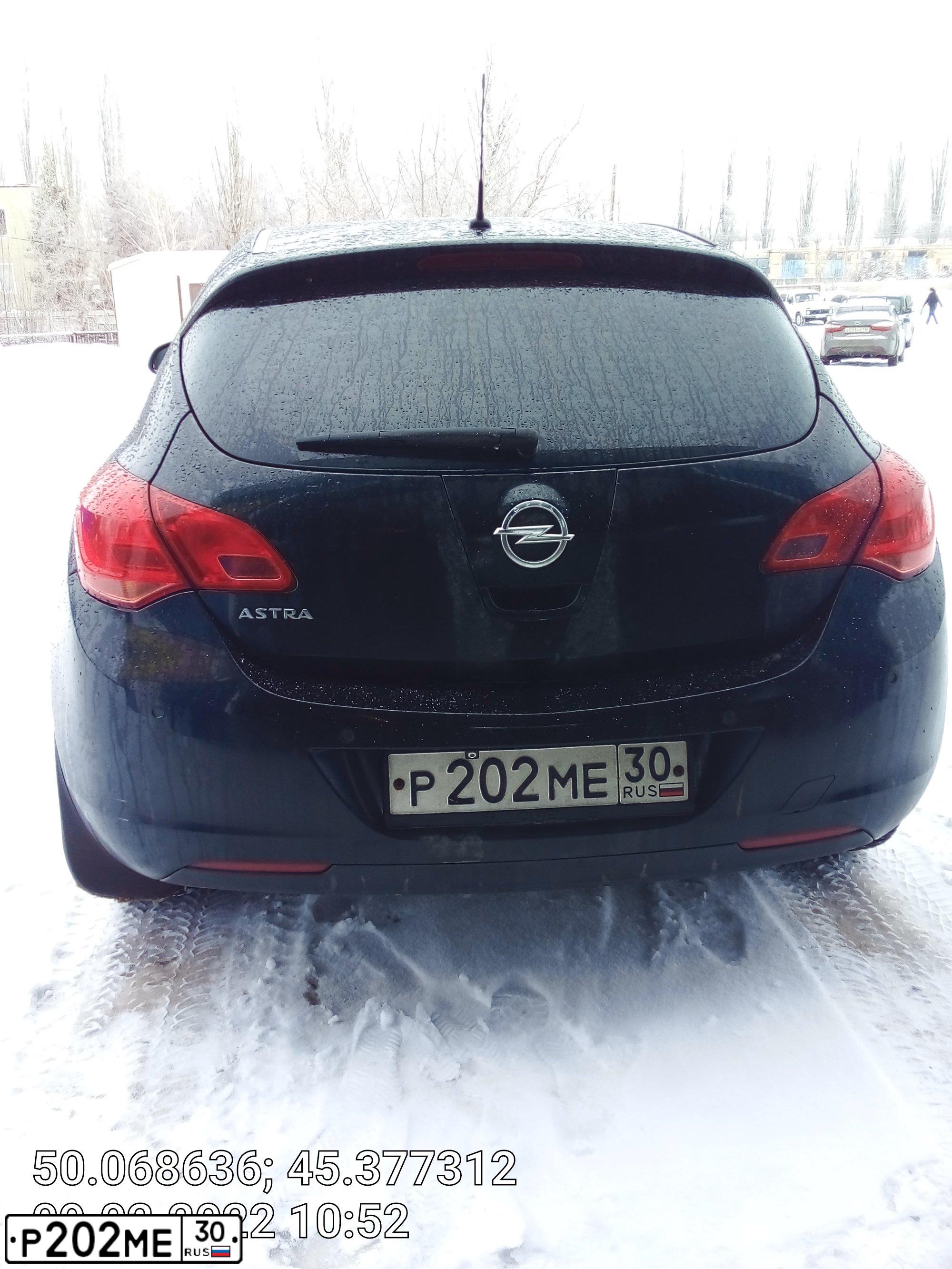 Фото автомобиля OPEL ASTRA, 2011 — госномер К184РЕ134. Цвет: ЧЕРНЫЙ МЕТАЛЛИК