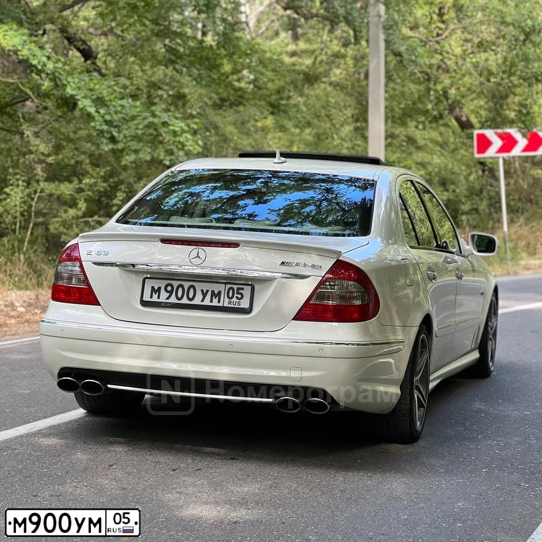 Фото автомобиля TOYOTA CAMRY, 2011 — госномер М900УМ05. Цвет: СЕРЫЙ