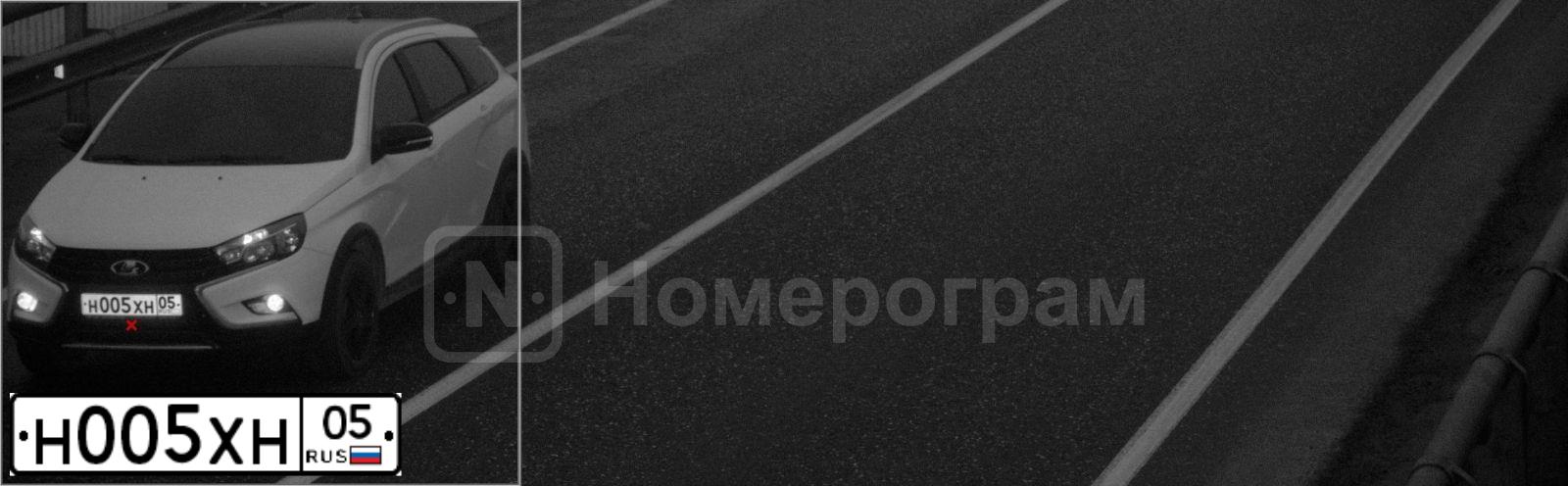 Фото автомобиля LADA 2172 PRIORA, 2008 — госномер А712РХ777. Цвет: СРЕДНИЙ СЕРО-ЗЕЛЕНЫЙ МЕТ.
