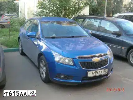 Фото автомобиля CHEVROLET CRUZE, 2011 — госномер Т615АА50. Цвет: СИНИЙ