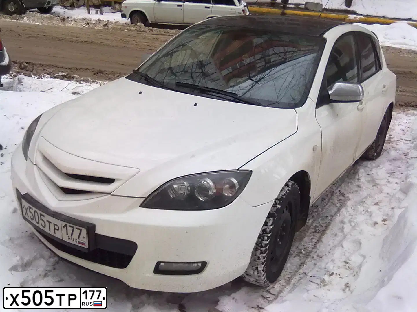 Фото автомобиля MAZDA 3, 2007 — госномер Х505ТР177. Цвет: БЕЛЫЙ