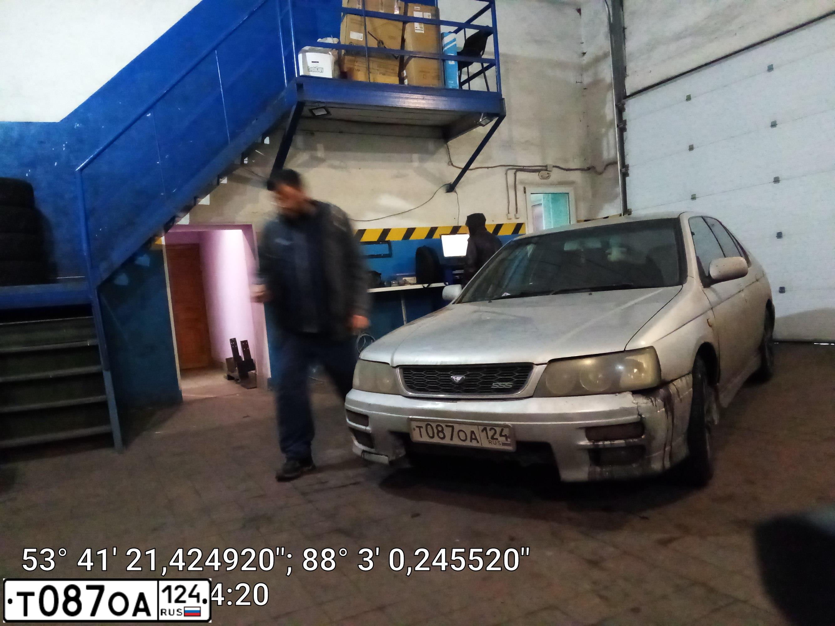Фото автомобиля NISSAN BLUEBIRD, 2000 — госномер М608ОА142