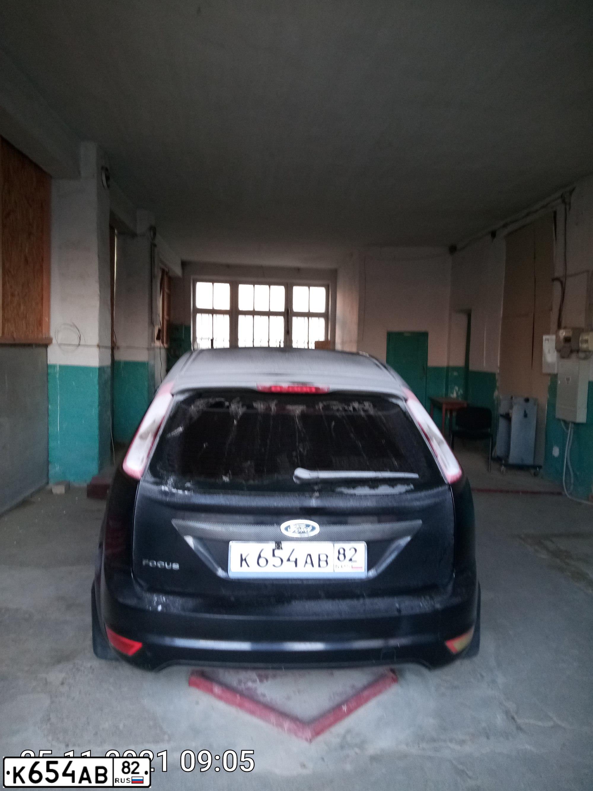 Фото автомобиля FORD D FOCUS, 2008 — госномер К654АВ82. Цвет: ЧЕРНЫЙ