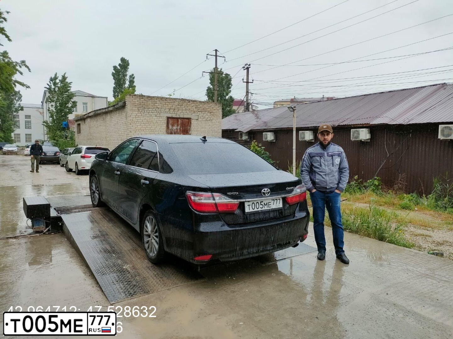 Фото автомобиля MERCEDES S-KLASSE, 1994 — госномер Х720УВ199. Цвет: ЧЕРНЫЙ