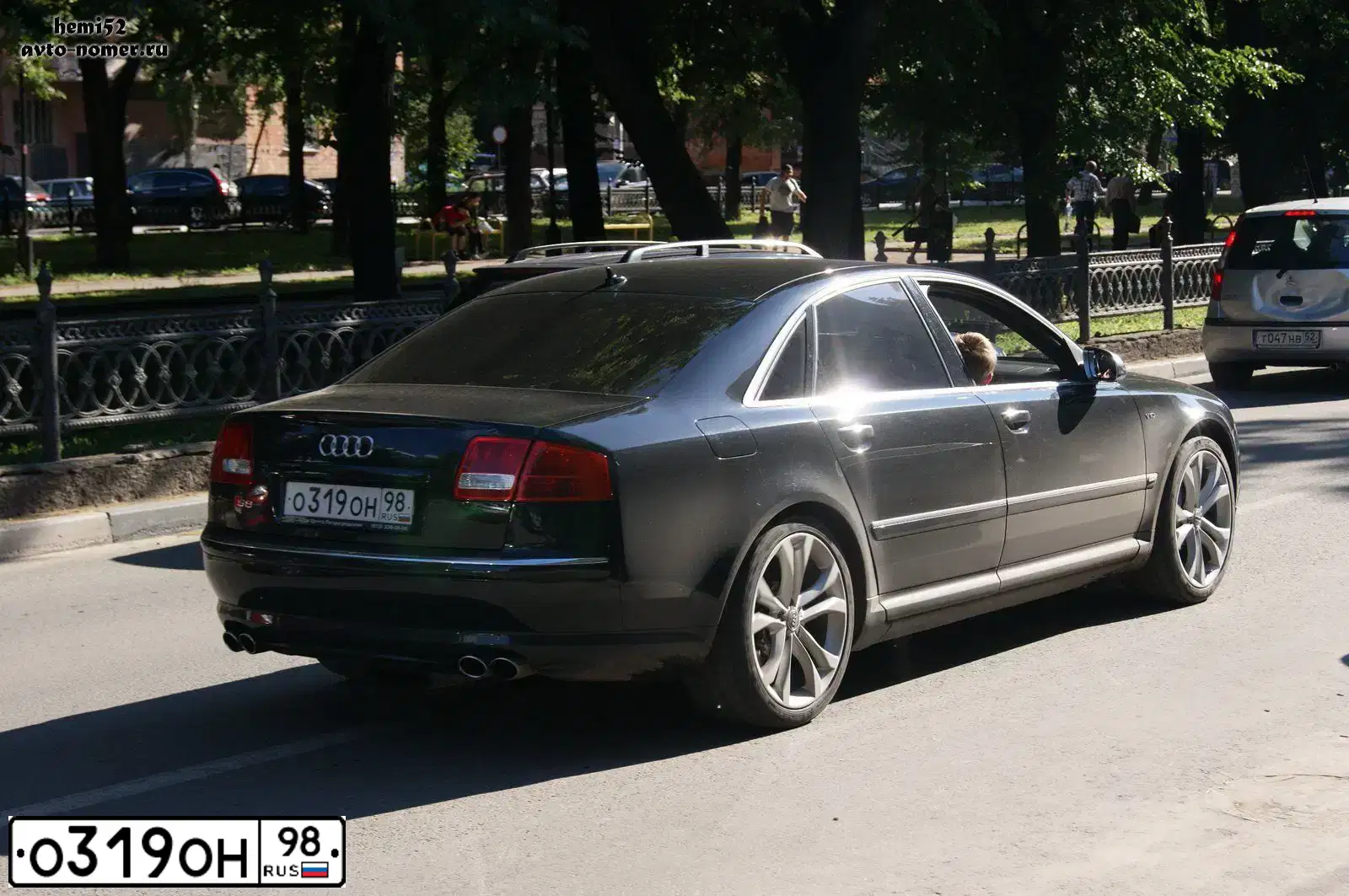 Фото автомобиля MERCEDES E-KLASSE, 2017 — госномер В198НВ198. Цвет: БЕЛЫЙ