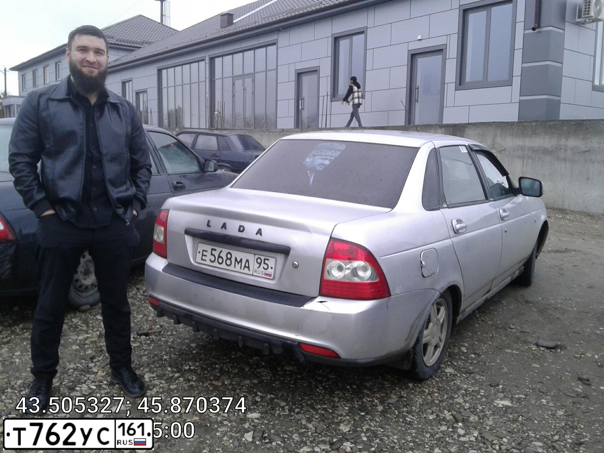 Фото автомобиля LADA 2170 PRIORA, 2009 — госномер А500КА161. Цвет: СВЕТЛО-СЕРЕБРИСТ. МЕТАЛЛ