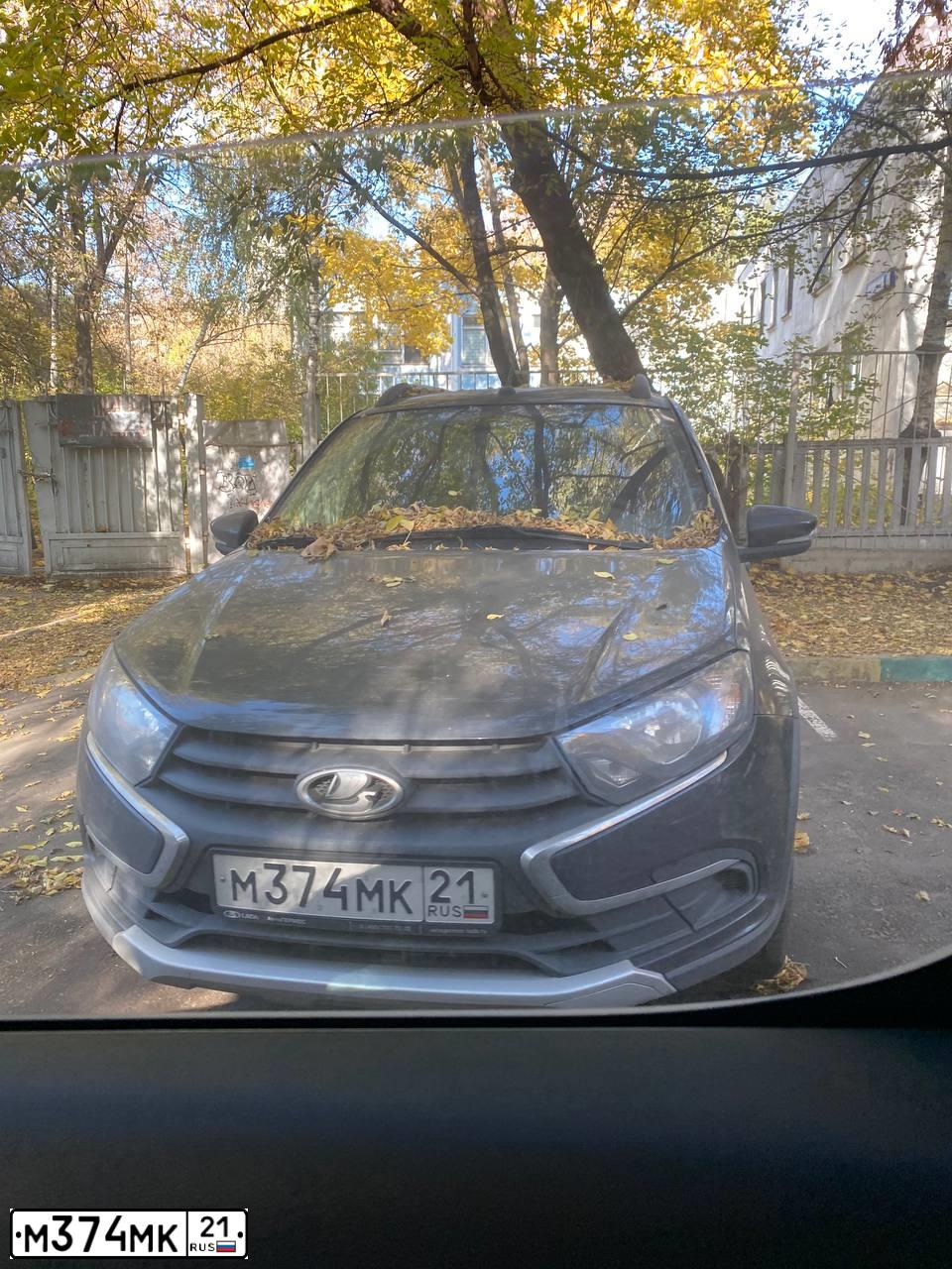 Фото автомобиля LADA 2194 GRANTA, 2020 — госномер М374МК21. Цвет: черный