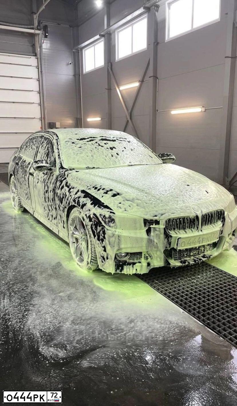 Фото автомобиля BMW SERIE 3, 2016 — госномер О444РК72. Цвет: ЧЕРНЫЙ
