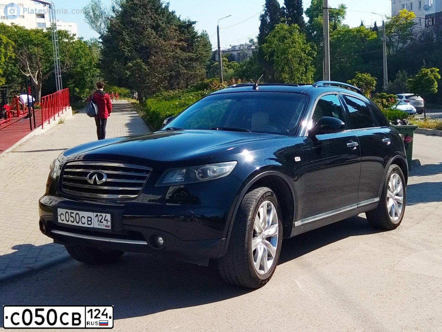 Фото автомобиля VOLKSWAGEN TOUAREG, 2011 — госномер С773ХВ790. Цвет: ЧЕРНО-СЕРЫЙ