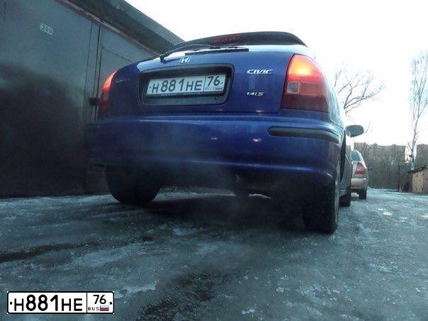 Фото автомобиля HONDA CIVIC, 1998 — госномер Н542МО10. Цвет: синий