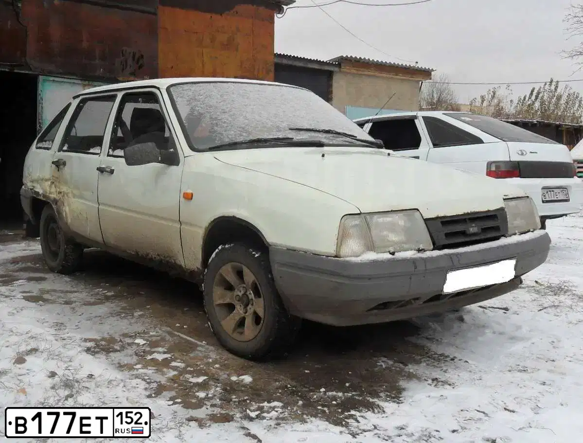 Фото автомобиля LADA 2112, 2001 — госномер В177ЕТ152. Цвет: Белый