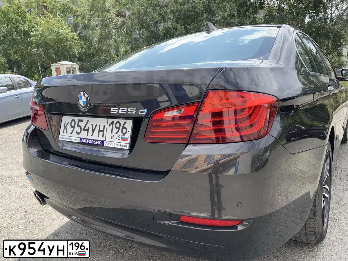 Фото автомобиля BMW 525D, 2013 — госномер О520УУ196