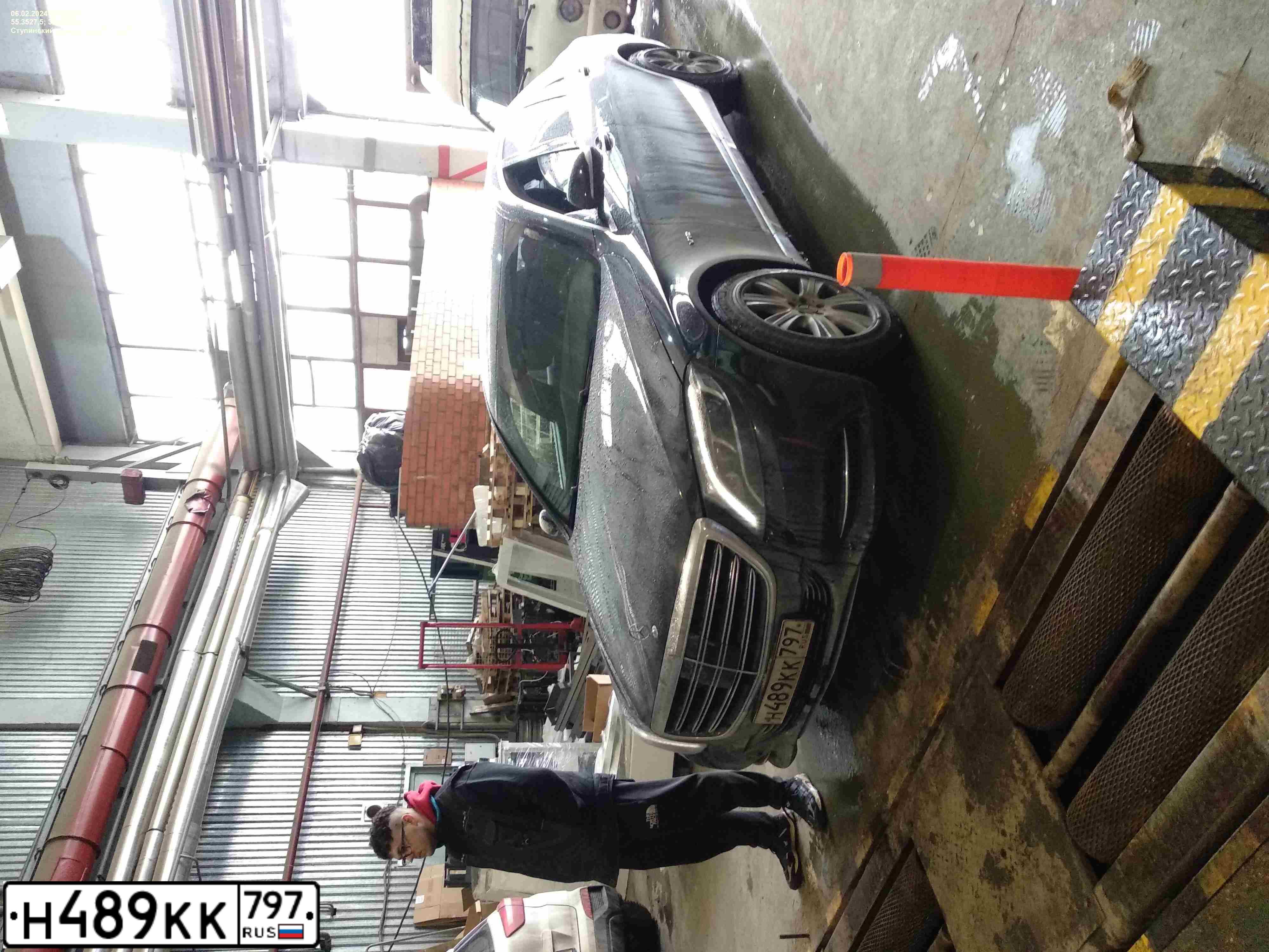 Фото автомобиля MERCEDES-BENZ S600, 2015 — госномер А209ЕК550. Цвет: ЧЕРНЫЙ