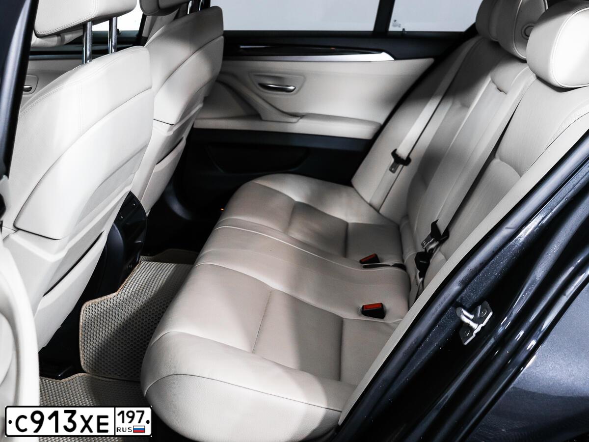 Фото автомобиля BMW 523I, 2011 — госномер С647ОН198. Цвет: ЧЕРНЫЙ