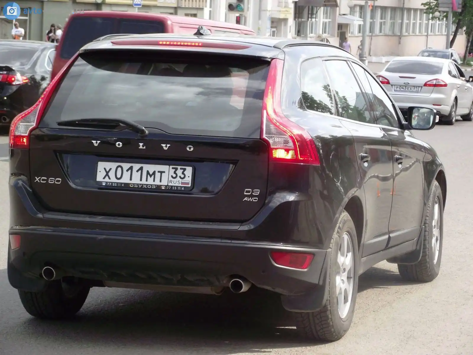 Фото автомобиля VOLVO XC60, 2011 — госномер В928ОО799. Цвет: ЧЕРНЫЙ