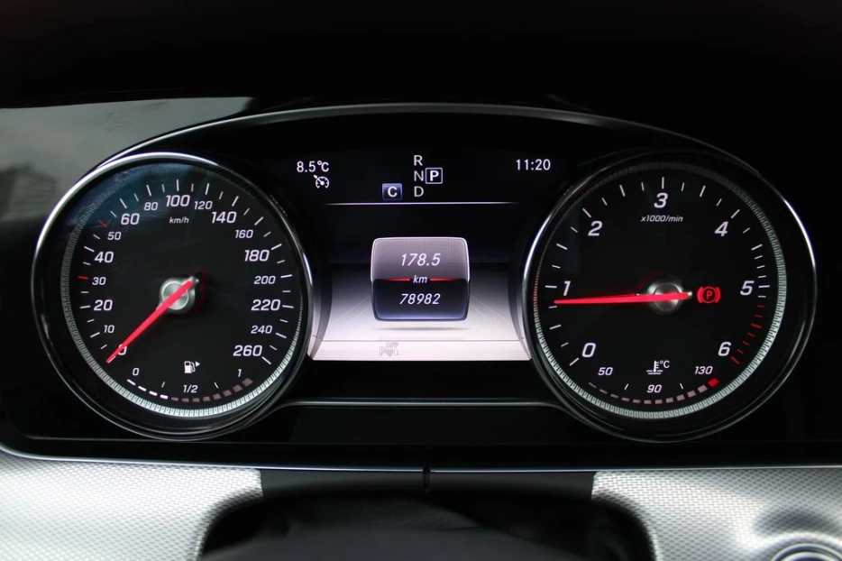 Фото автомобиля MERCEDES-BENZ E200, 2019 — госномер А292МН07. Цвет: ЧЕРНЫЙ