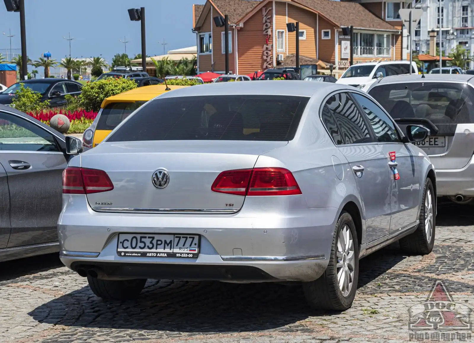 Фото автомобиля VOLKSWAGEN PASSAT, 2011 — госномер М039МВ702. Цвет: Серебристый