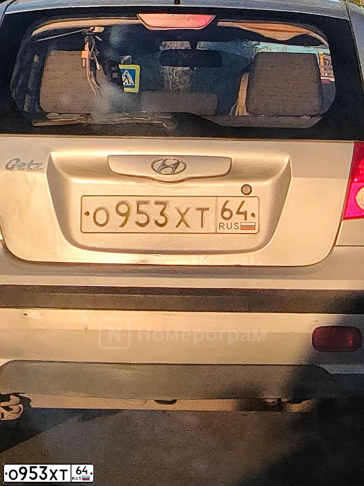 Фото автомобиля HYUNDAI GETZ, 2004 — госномер М111УУ64. Цвет: СЕРЕБРИСТЫЙ