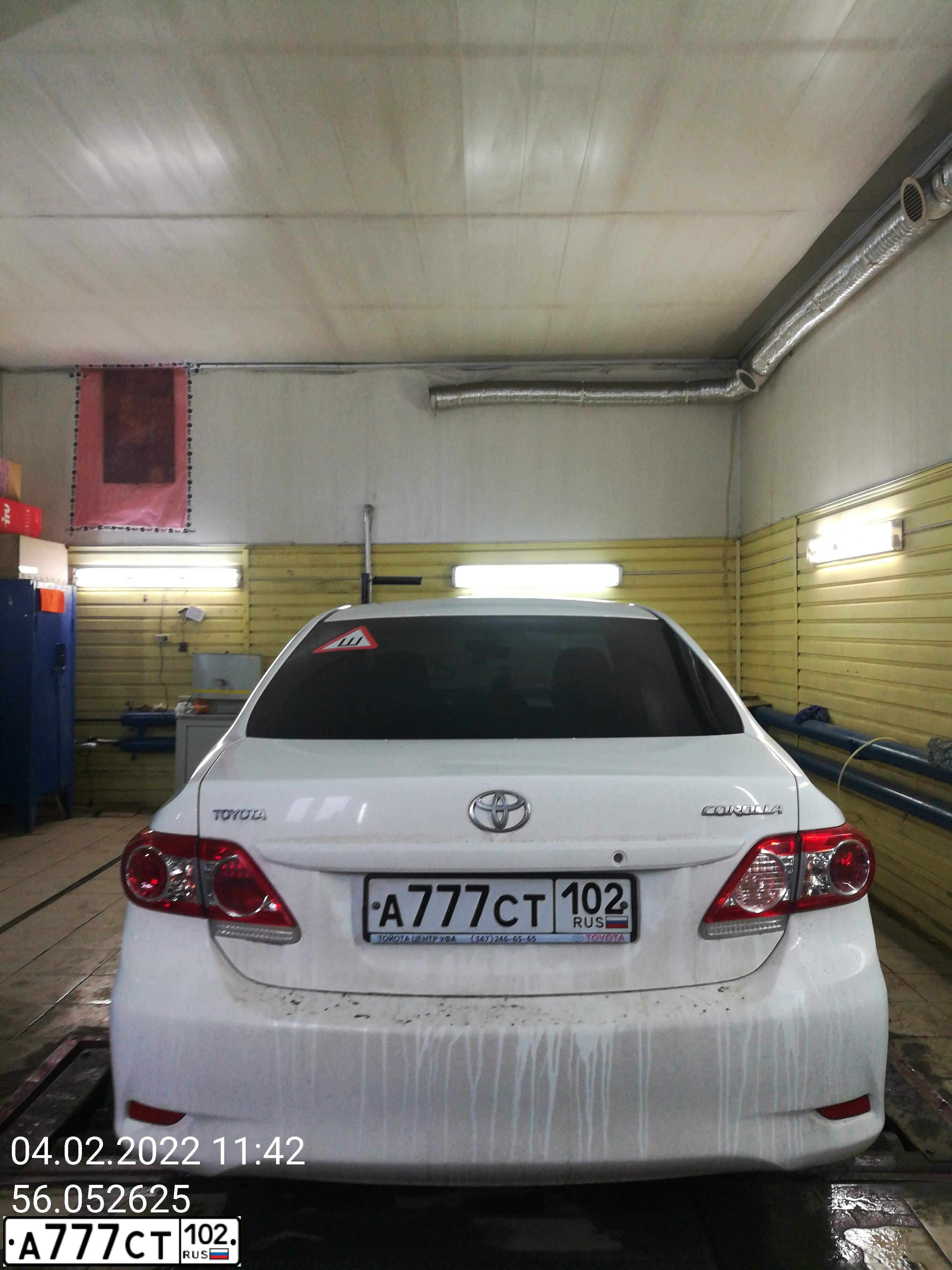 Фото автомобиля TOYOTA COROLLA, 2007 — госномер А777СТ102. Цвет: Серебристый