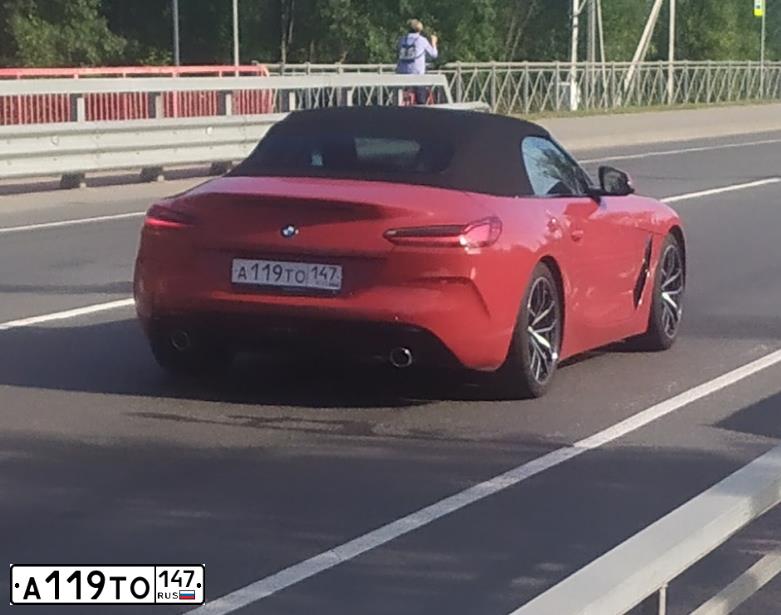 Фото автомобиля BMW Z4, 2020 — госномер А119ТО147. Цвет: Красный
