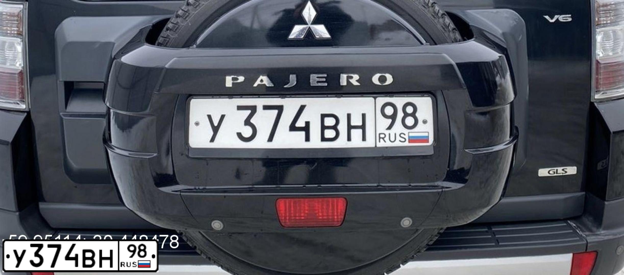 Фото автомобиля MITSUBISHI PAJERO, 2008 — госномер У374ВН98. Цвет: ЧЕРНЫЙ
