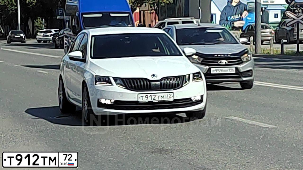 Фото автомобиля SKODA OCTAVIA, 2017 — госномер А982СР172. Цвет: Белый