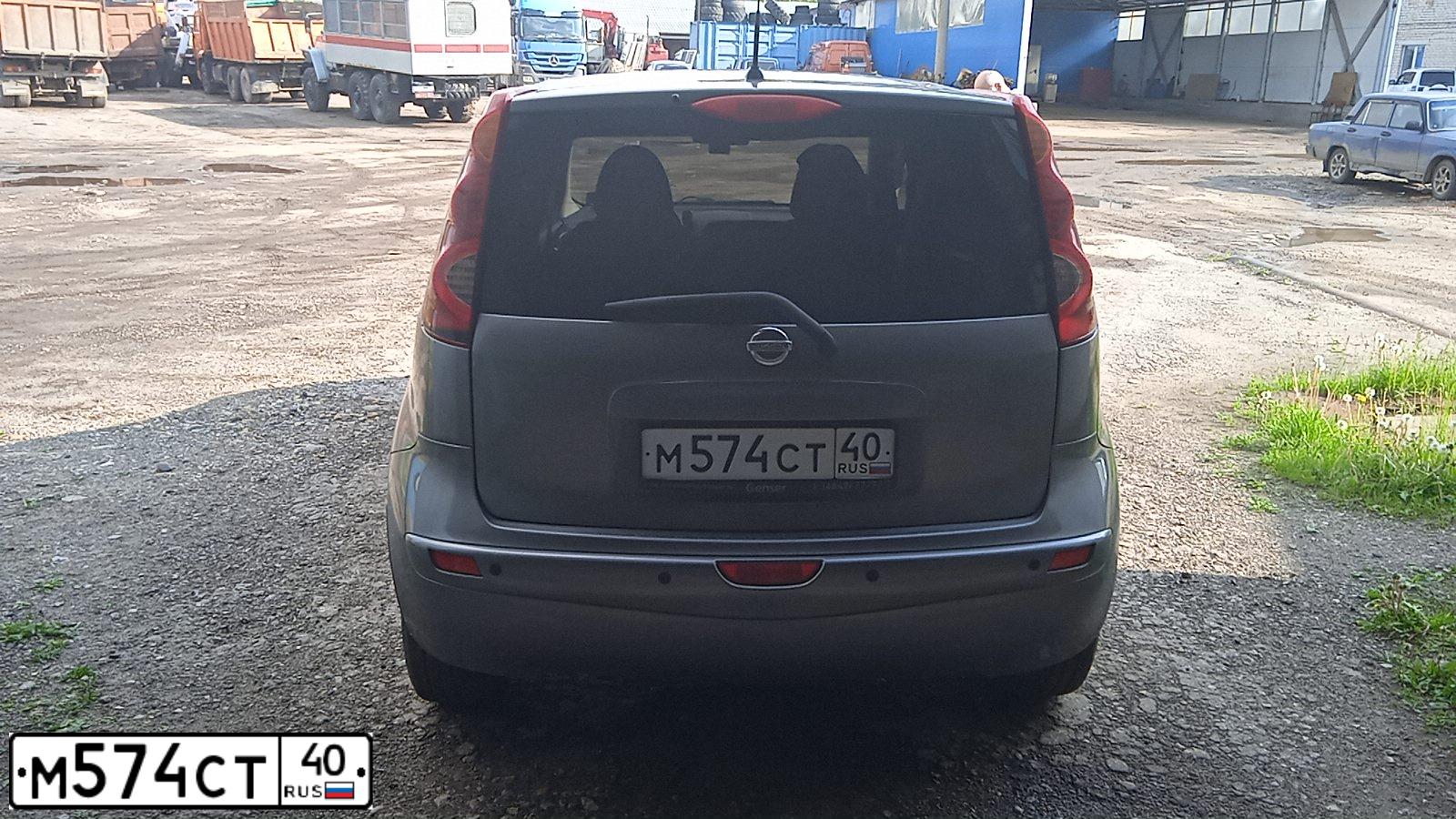 Фото автомобиля NISSAN NOTE, 2012 — госномер М574СТ40