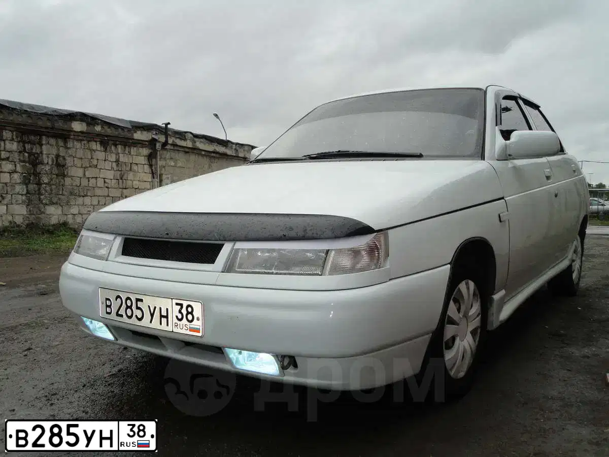 Фото автомобиля LADA 2110, 2001 — госномер В285УН38. Цвет: СЕРЕБР.СЕРО-ЗЕЛЕНЫЙ