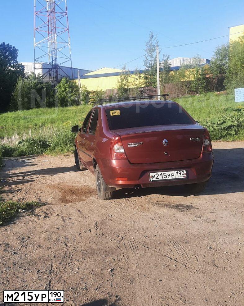 Фото автомобиля RENAULT LOGAN, 2012 — госномер М215УР190. Цвет: КРАСНЫЙ