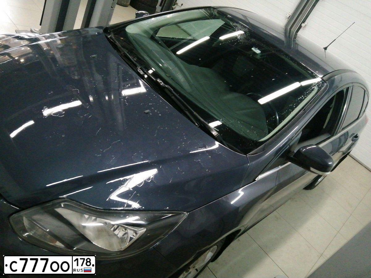 Фото автомобиля FORD FOCUS, 2012 — госномер Е548КО147. Цвет: ТЕМНО-СЕРЫЙ