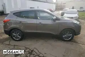 Фото автомобиля HYUNDAI IX35, 2014 — госномер В139АО147. Цвет: Коричневый