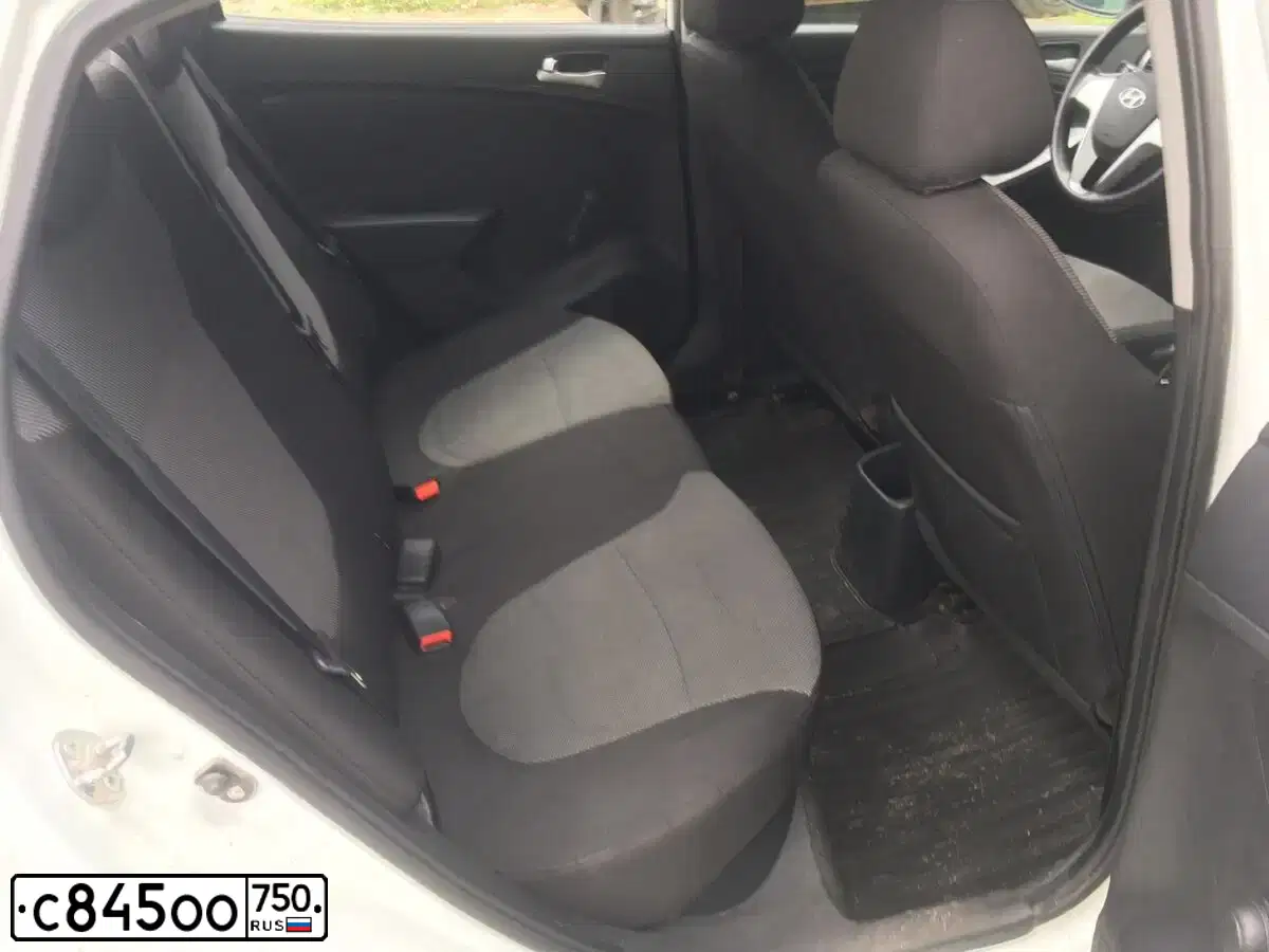 Фото автомобиля HYUNDAI SOLARIS, 2012 — госномер М385ТА69. Цвет: Белый