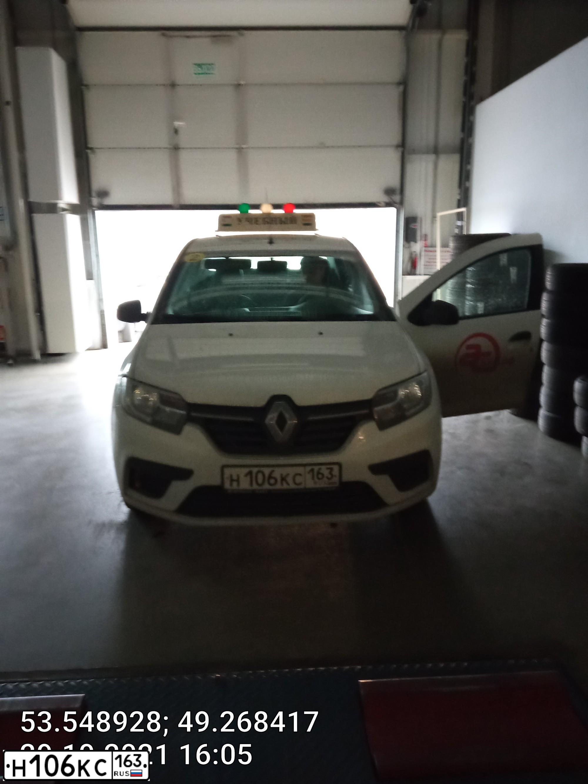 Фото автомобиля RENAULT SR, 2010 — госномер О691РТ68. Цвет: БЕЖЕВЫЙ