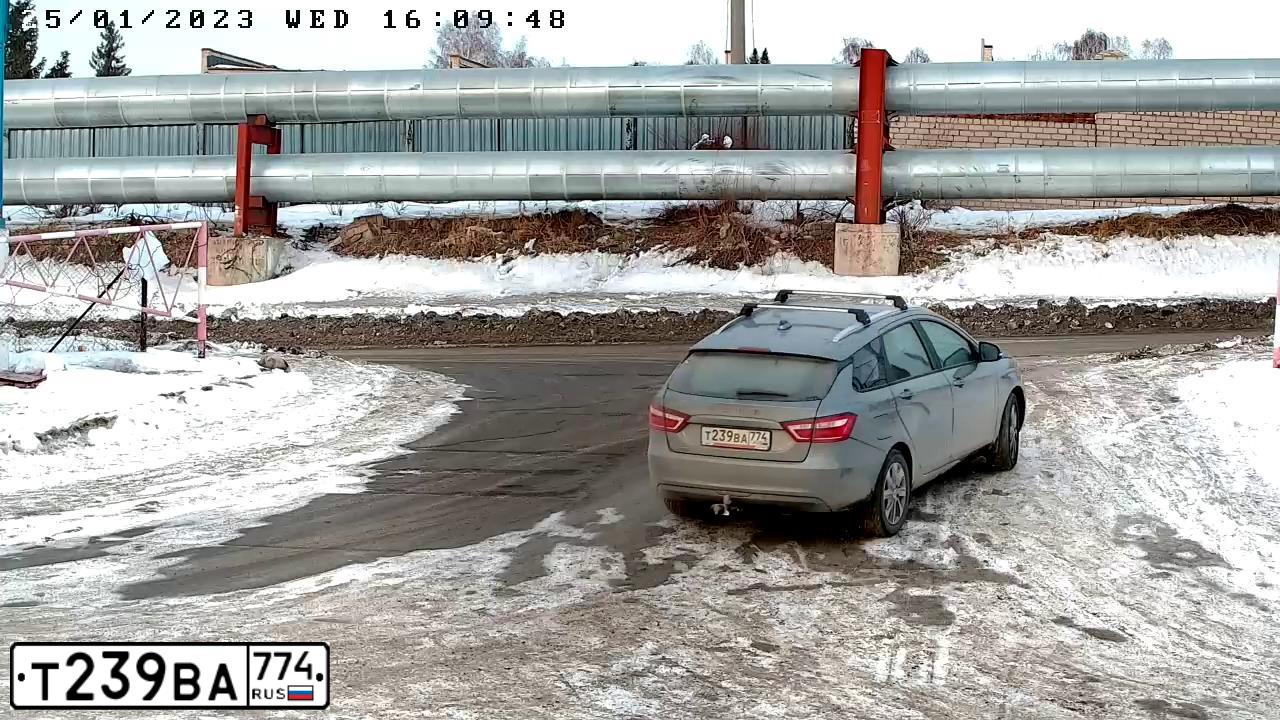 Фото автомобиля LADA VESTA, 2020 — госномер Н858РТ86. Цвет: СЕРЫЙ