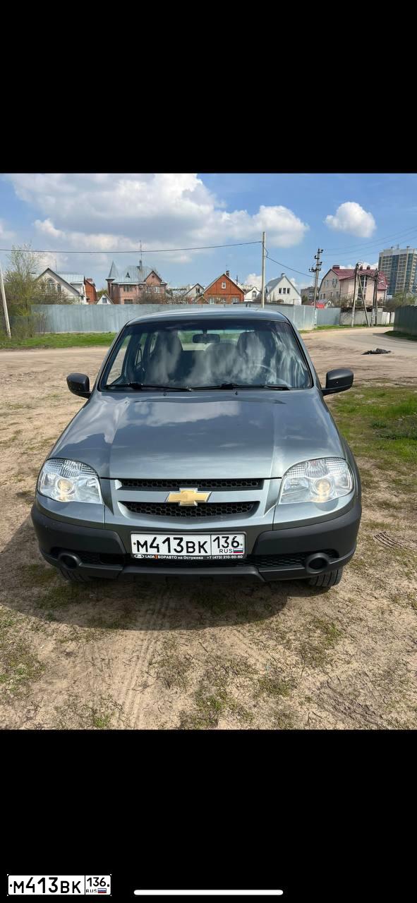 Фото автомобиля CHEVROLET NIVA, 2018 — госномер Н057КН181