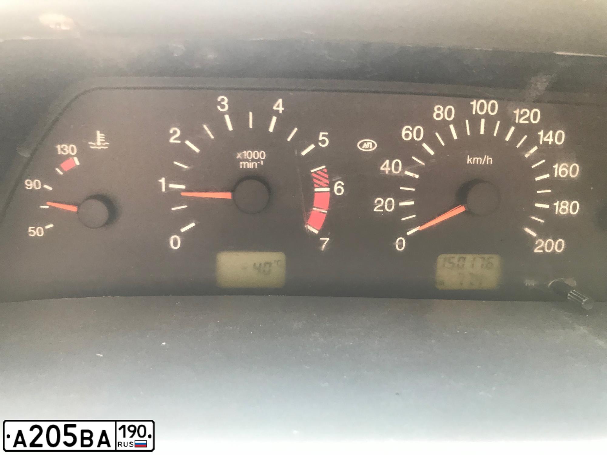 Фото автомобиля LADA 2114, 2005 — госномер Т273МВ136. Цвет: средний серо-зеленый металлик