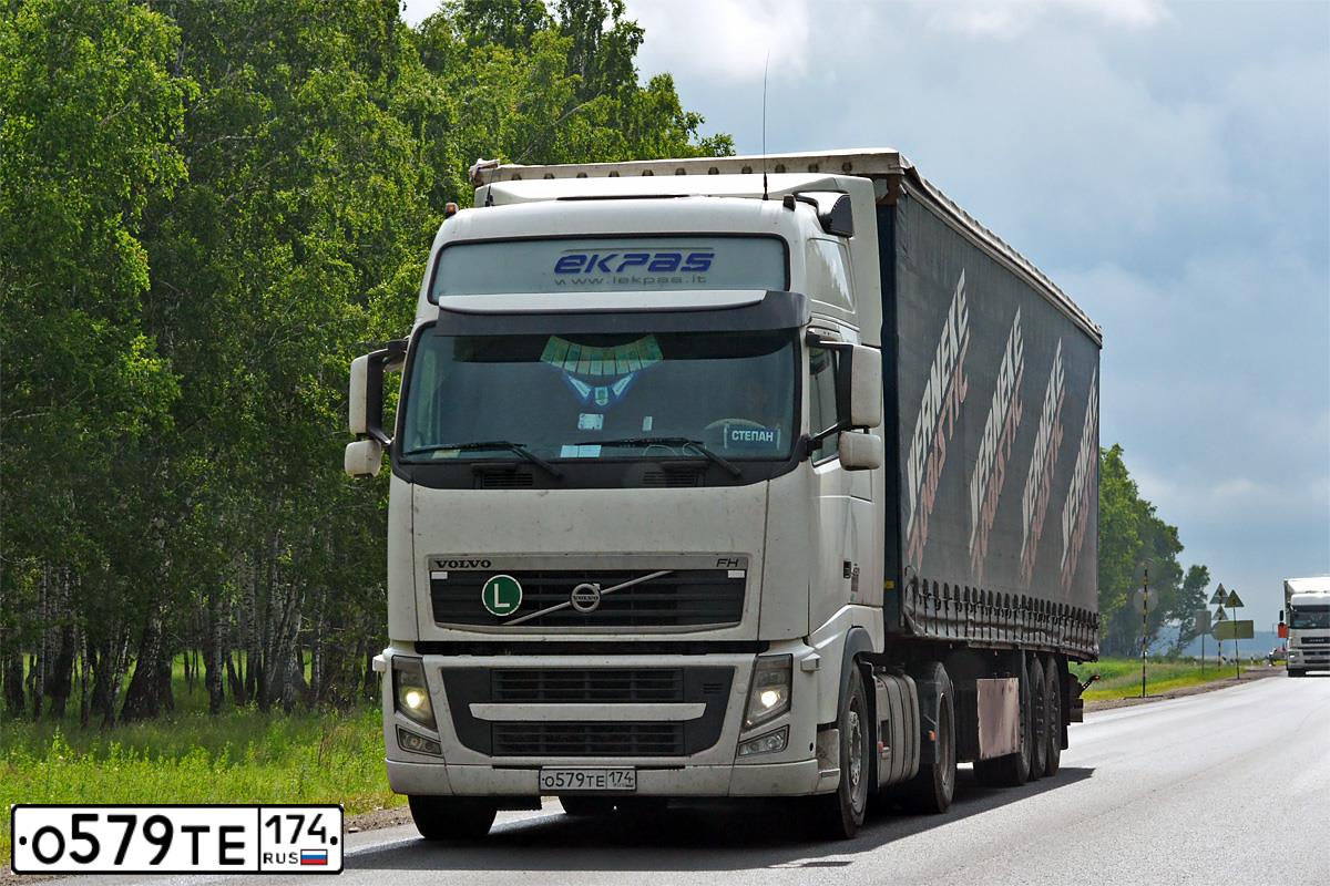 Фото автомобиля VOLVO SERIE FH /4X2/, 2010 — госномер В434АА174. Цвет: Белый