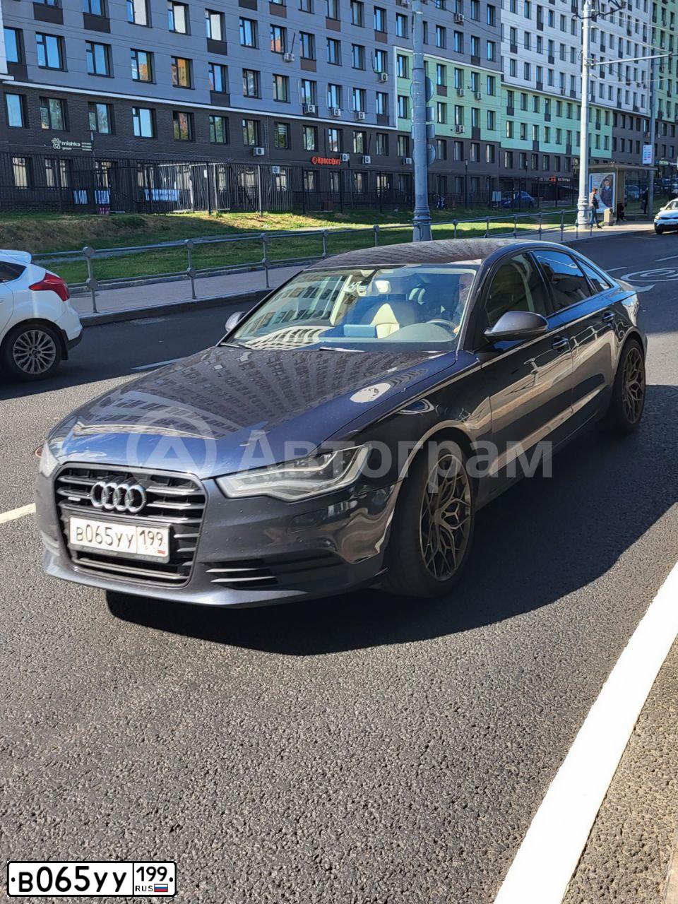 Фото автомобиля SKODA OCTAVIA, 2012 — госномер К555РР82. Цвет: Белый