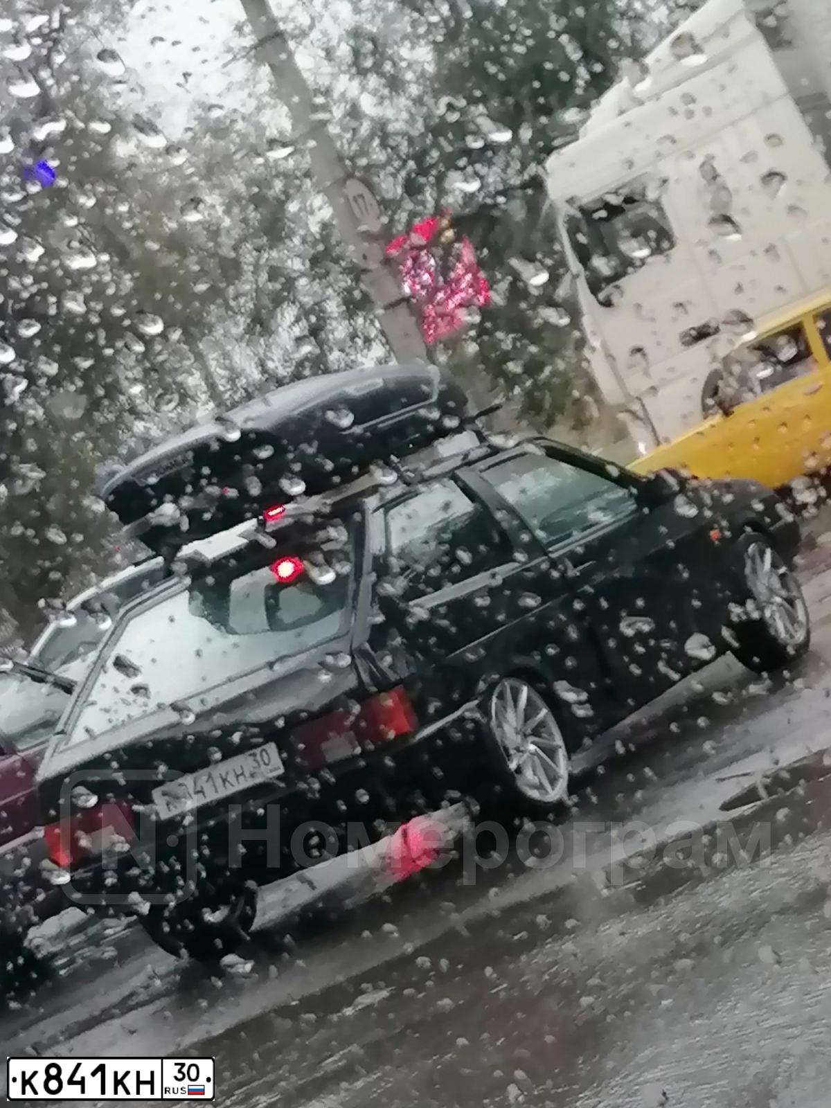 Фото автомобиля LADA 2108, 1995 — госномер Н354АТ550. Цвет: СЕРО-ГОЛУБОЙ
